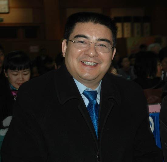 易呈慈善